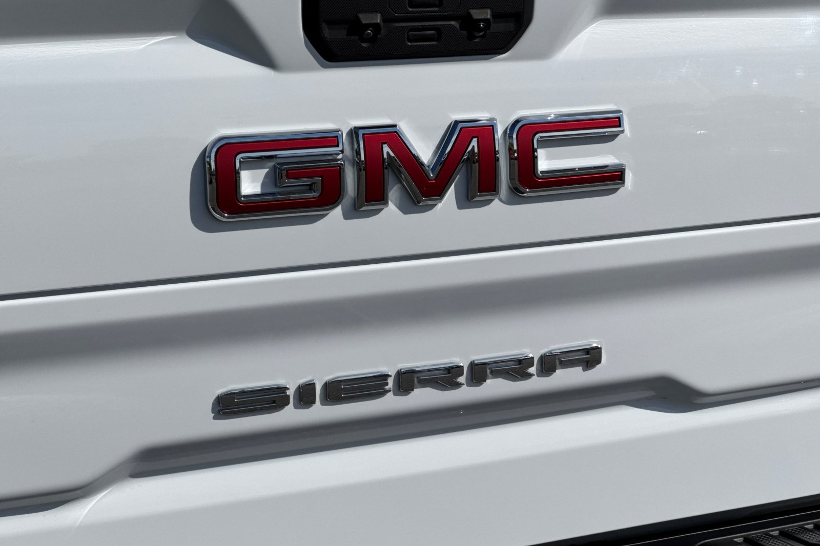 Used 2024 GMC Sierra 1500 SLT AWD/4WD image 50