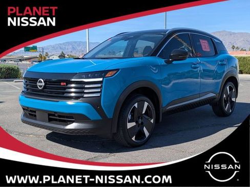 Certified 2025 Nissan Kicks SR FWD image 1