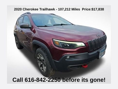 Used 2020 Jeep Cherokee Trailhawk w/ Cold Weather Group image 1