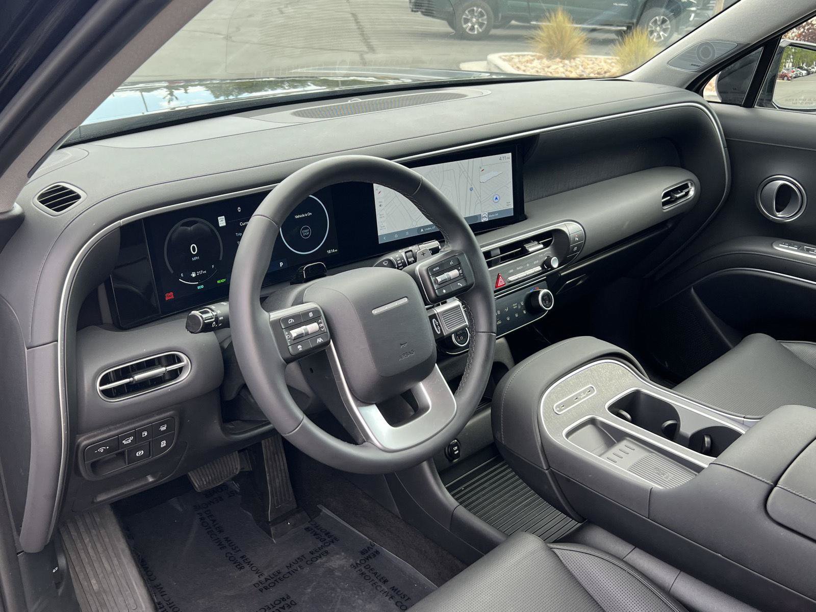Certified 2026 Hyundai Palisade Limited AWD/4WD image 3