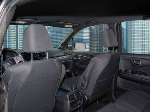 Certified 2021 Honda Passport Sport image 17