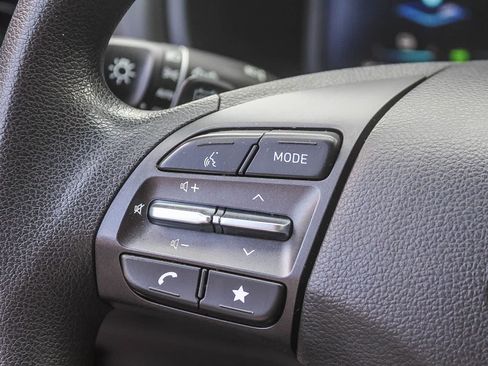 Certified 2023 Hyundai Kona SE FWD image 29
