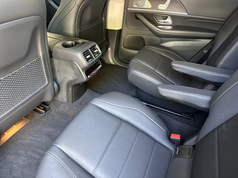 Certified 2026 Mercedes-Benz GLS 450 4MATIC image 11