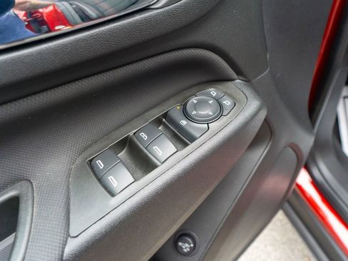 Used 2022 Chevrolet Equinox RS w/ LPO, Floor Liner Package image 17