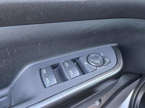 Used 2020 GMC Acadia SLT image 37