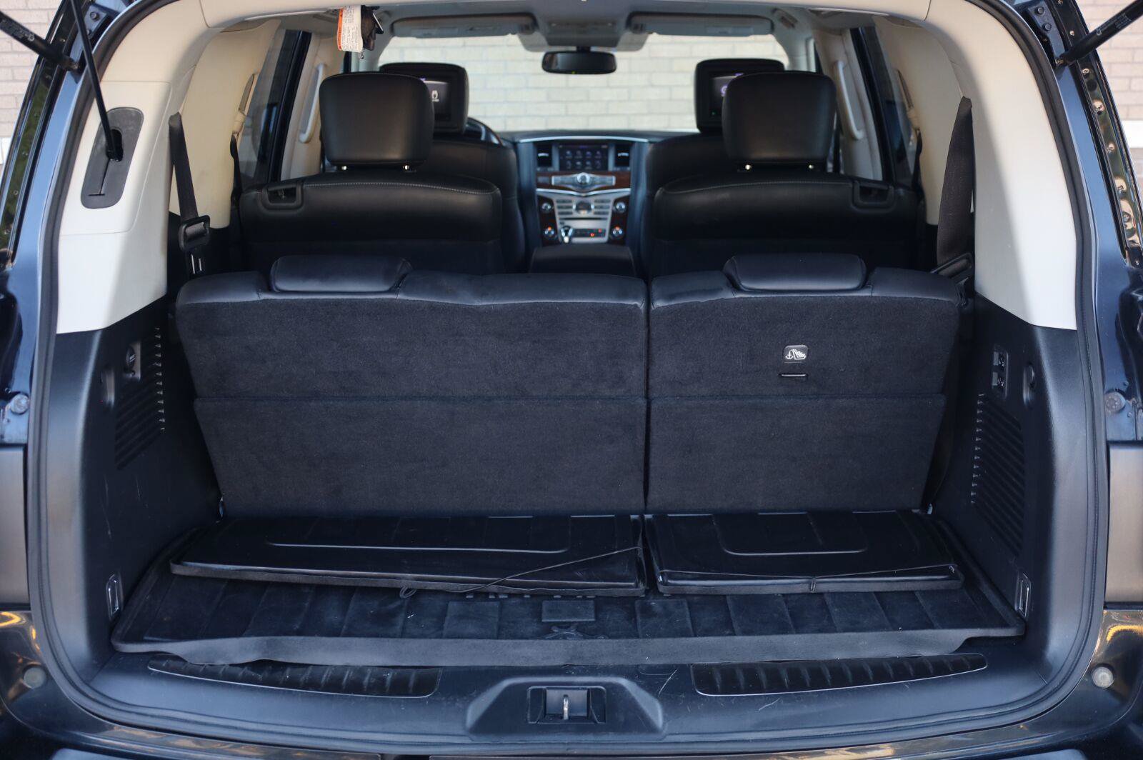 Used 2019 INFINITI QX80 Luxe w/ 22" Wheel Package AWD/4WD image 13