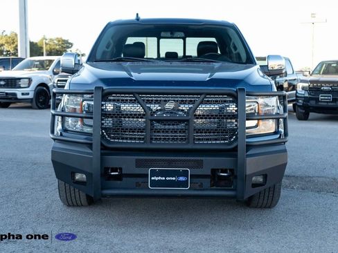 Used 2018 Ford F150 Lariat image 2