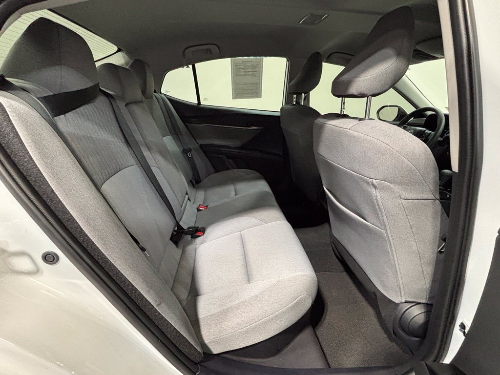 Used 2025 Toyota Camry LE FWD image 29