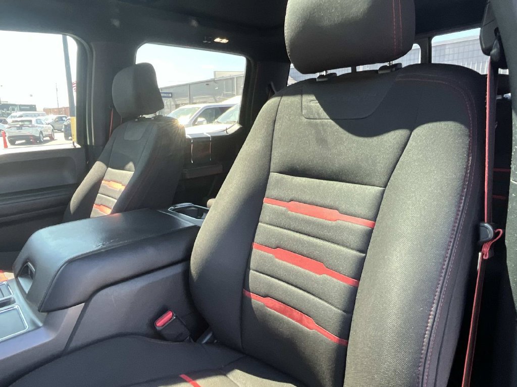 Used 2017 Ford F150 XLT w/ Equipment Group 302A Luxury AWD/4WD image 31