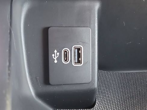 Used 2025 Ford F150 XLT w/ Equipment Group 301A Standard AWD/4WD image 26