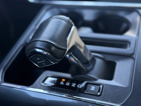 Used 2022 Ford F150 XLT w/ Equipment Group 302A High image 27