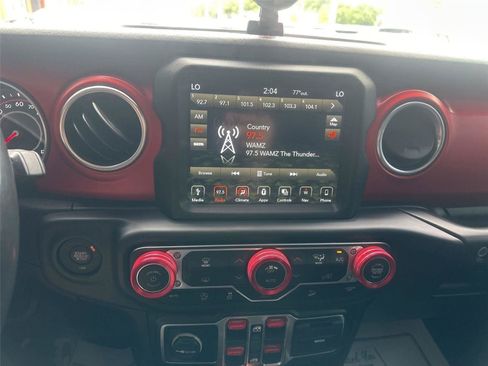 Used 2019 Jeep Wrangler Unlimited Rubicon AWD/4WD image 34