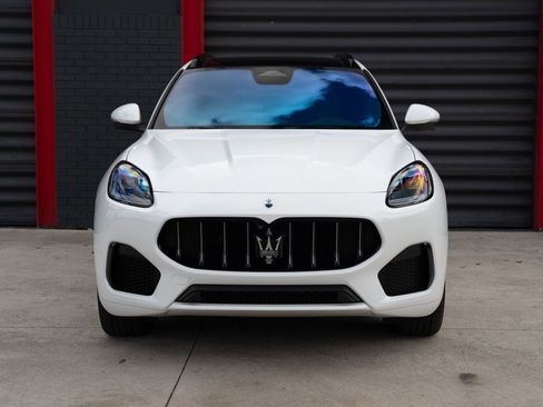 Used 2023 Maserati Grecale GT AWD/4WD image 2