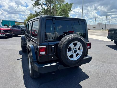 Used 2020 Jeep Wrangler Unlimited Sport S AWD/4WD image 5