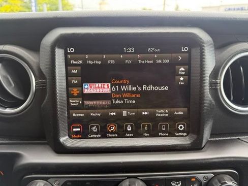 Used 2023 Jeep Wrangler Unlimited Sahara AWD/4WD image 37
