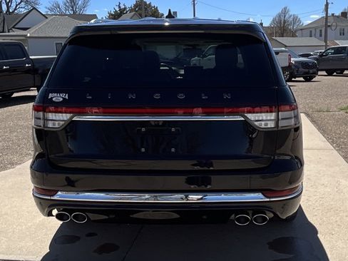 Used 2023 Lincoln Aviator Black Label w/ Dynamic Handling Package AWD/4WD image 6