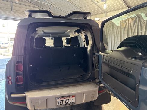 Used 2020 Land Rover Defender 110 HSE image 13