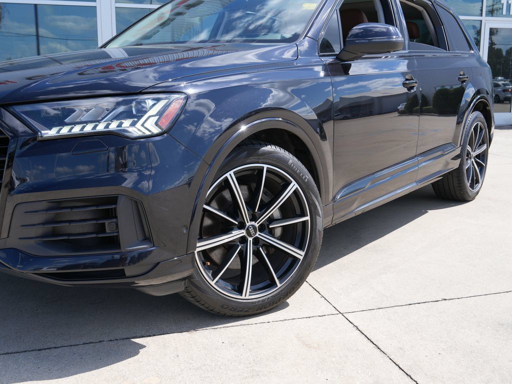 Used 2020 Audi Q7 3.0T Prestige w/ Prestige Package AWD/4WD image 9
