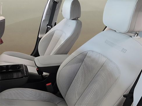 New 2026 Hyundai Ioniq 5 Limited image 13