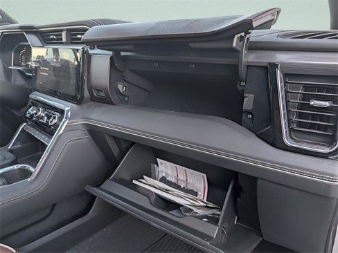 Certified 2024 GMC Sierra 1500 Denali Ultimate image 26