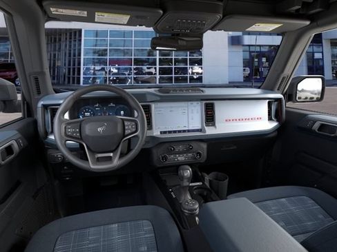 New 2026 Ford Bronco Heritage Edition AWD/4WD image 9