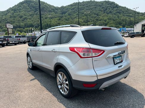 Used 2015 Ford Escape SE w/ SE Chrome Package FWD image 4