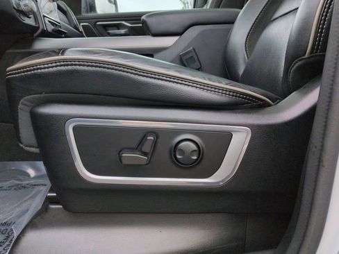 Used 2023 RAM 1500 Laramie image 24
