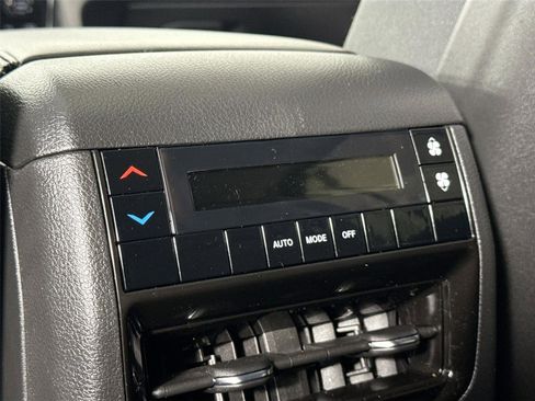 Used 2023 Jeep Grand Cherokee L Laredo w/ Luxury Tech Group I image 38