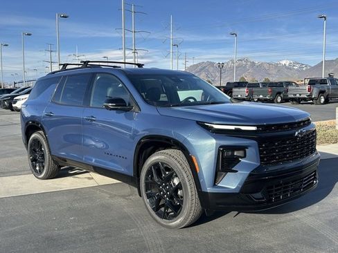 New 2026 Chevrolet Traverse RS w/ LPO, Floor Liner Package image 27