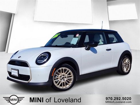 Used 2025 MINI Cooper 2-Door Hardtop image 1