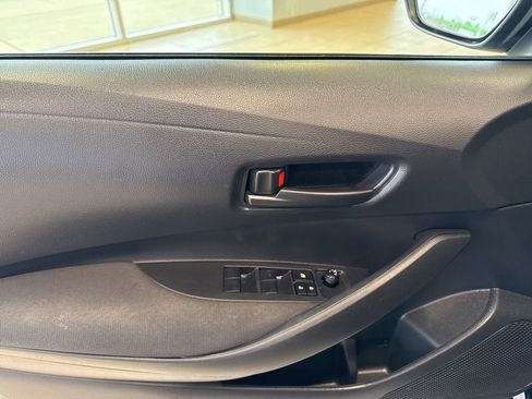 Used 2023 Toyota Corolla LE image 11