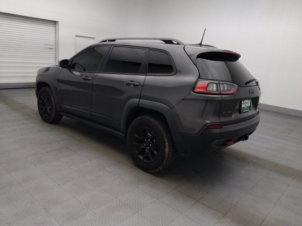 Used 2019 Jeep Cherokee Trailhawk w/ Comfort/Convenience Group AWD/4WD image 3