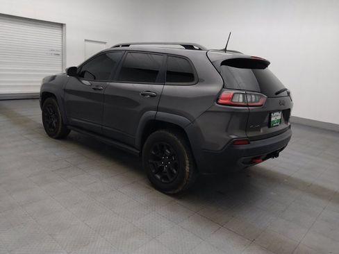 Used 2019 Jeep Cherokee Trailhawk w/ Comfort/Convenience Group AWD/4WD image 3