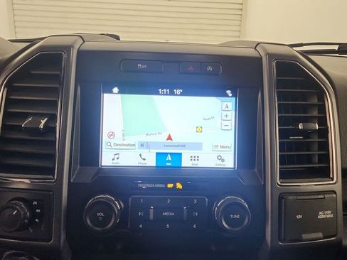 Used 2019 Ford F150 XLT w/ Equipment Group 302A Luxury AWD/4WD image 24