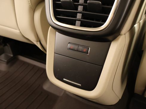 Used 2019 Lincoln Nautilus Reserve image 15