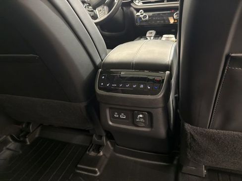 Used 2023 INFINITI QX60 Sensory AWD/4WD image 13