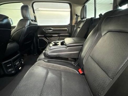 Used 2019 RAM 1500 Laramie AWD/4WD image 14