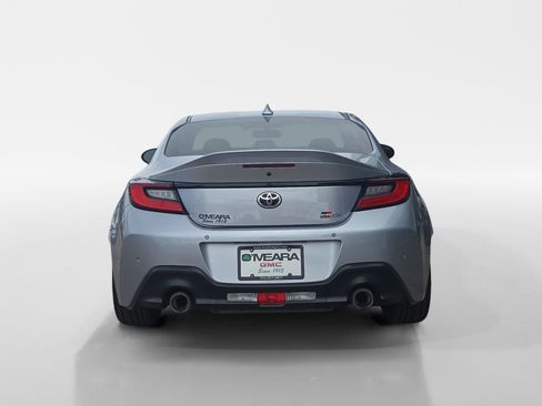 Used 2022 Toyota GR86 Premium image 4