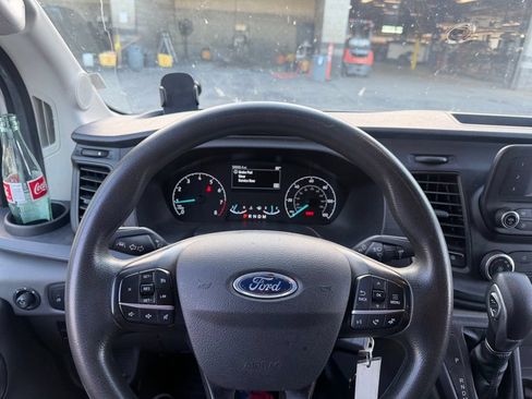 Used 2022 Ford Transit 250 148 High Roof Extended RWD image 5