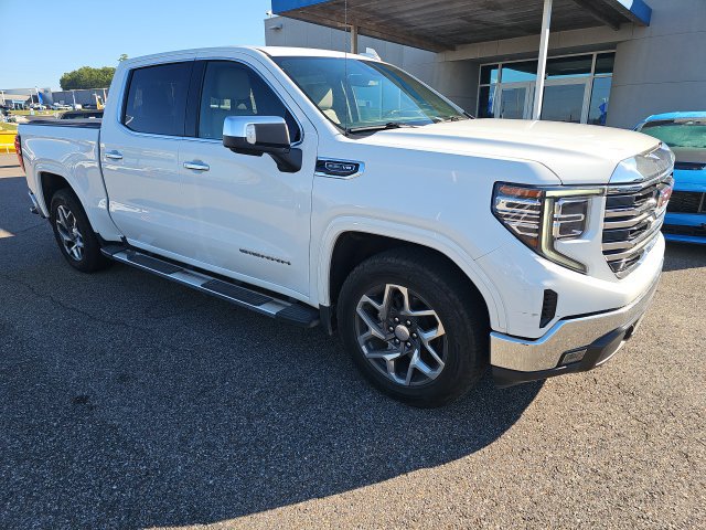 Used 2022 GMC Sierra 1500 SLT w/ SLT Convenience Package RWD image 1