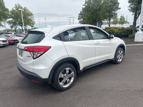 Used 2021 Honda HR-V LX image 11