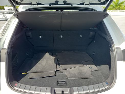 Used 2025 Lexus NX 250 FWD w/ Towing Package (2000 Lbs) image 9