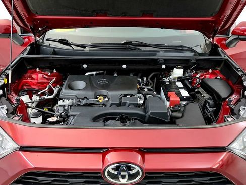 Certified 2022 Toyota RAV4 LE AWD/4WD image 15