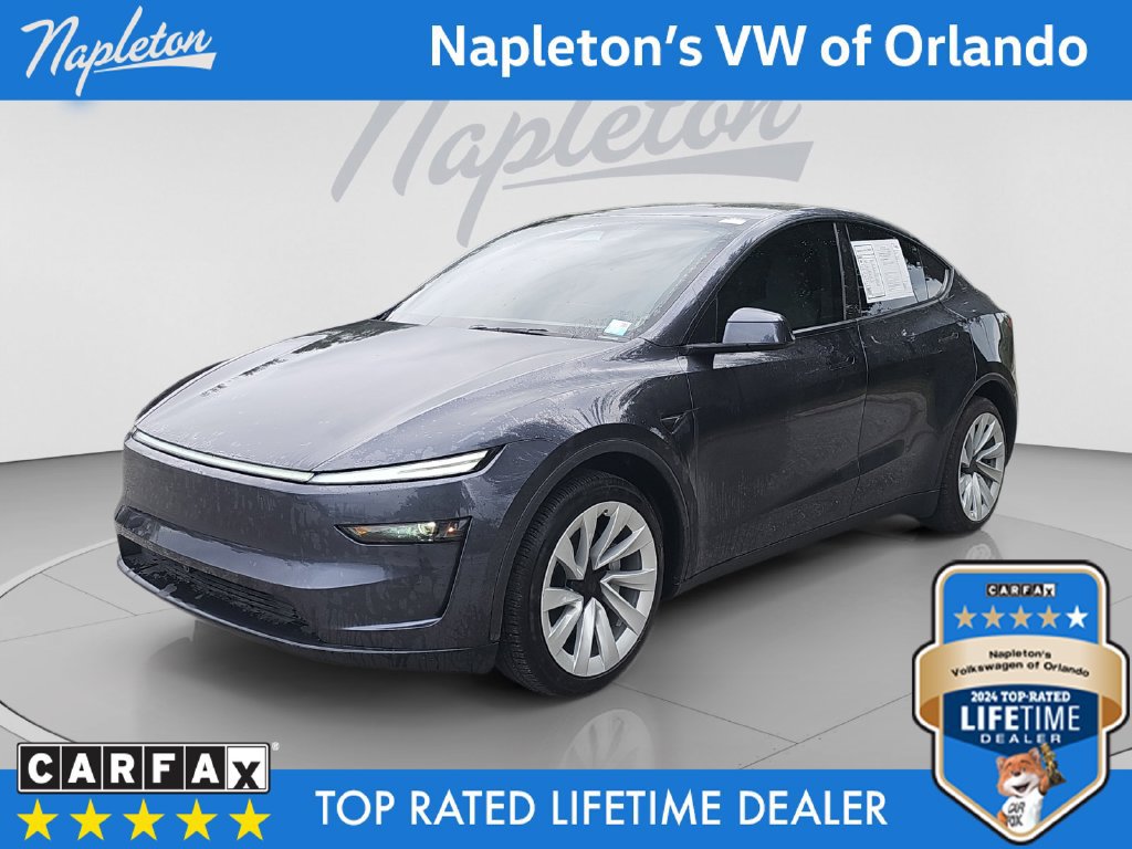 Used 2026 Tesla Model Y Long Range RWD image 1