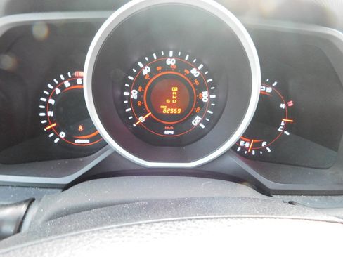 Used 2011 Toyota 4Runner Limited AWD/4WD image 25
