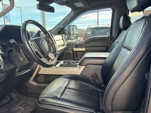 Used 2021 Ford F250 Lariat image 10