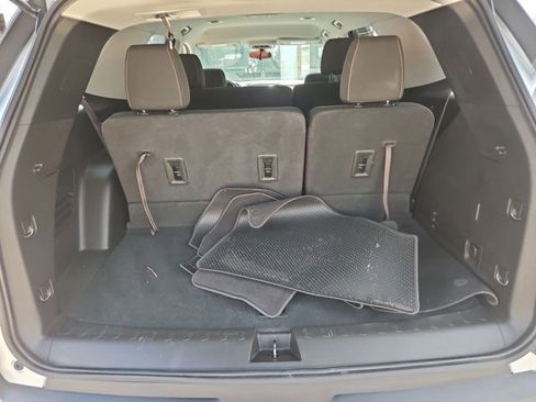 Used 2019 Chevrolet Traverse LS FWD image 14
