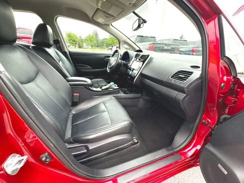 Used 2015 Nissan Leaf FWD image 29
