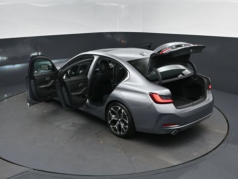 Certified 2026 BMW 330i Sedan RWD image 2