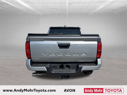 Used 2025 Toyota Tacoma SR5 AWD/4WD image 7